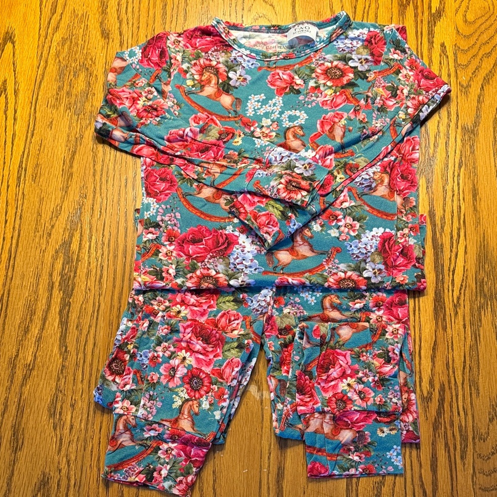 Posh Peanut/FAO Schwartz Girls Size 7 Long Sleeve Long Pant Floral Pajamas